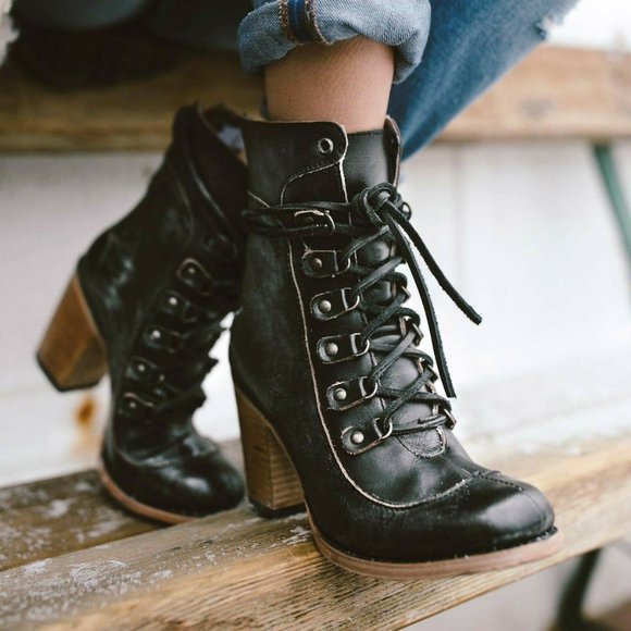 Freebird by Steven Shoes - ***BRAND NEW*** BNIB Freebird Borow Boots - Black Size 10